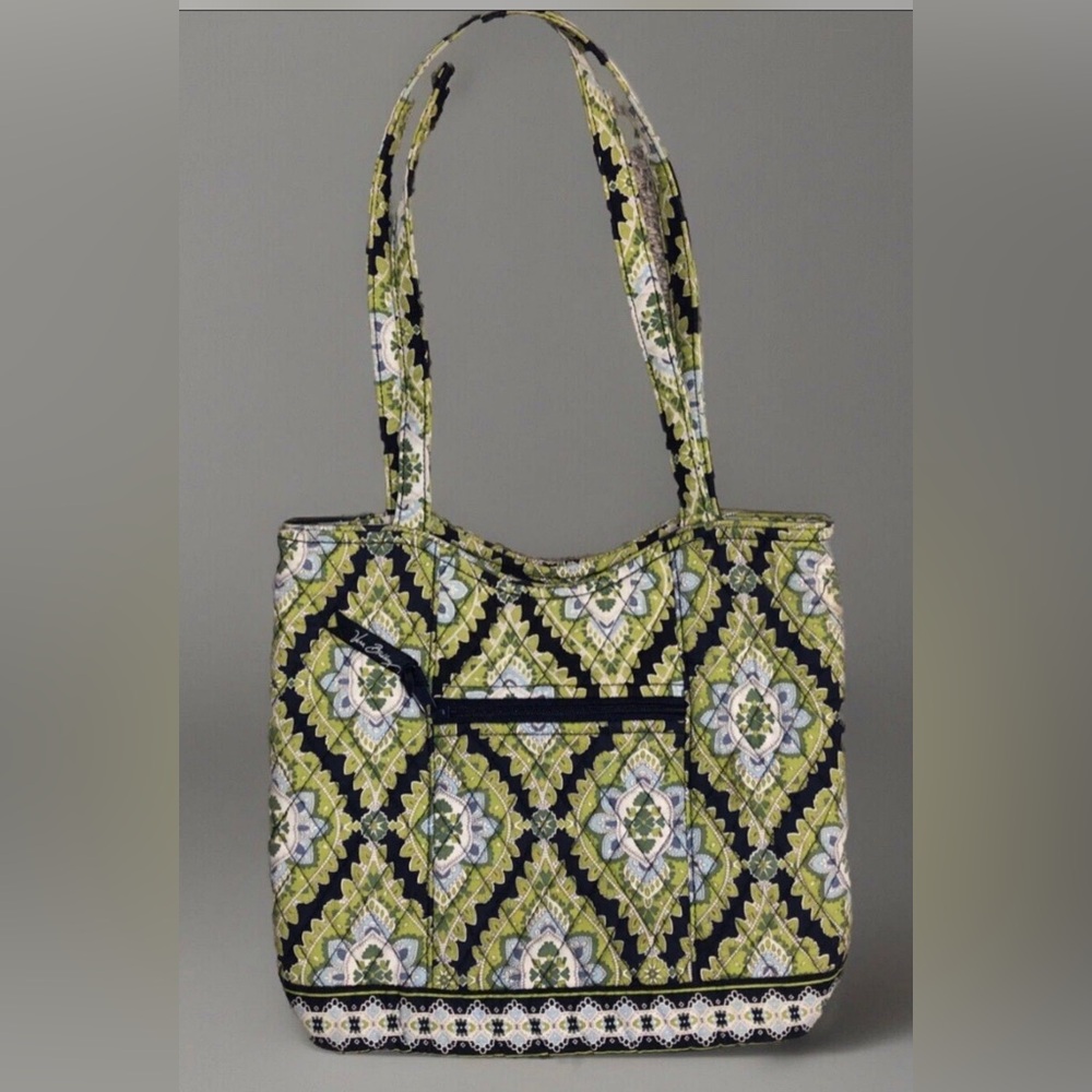 Vera Bradley Stylish Green Patterned‎ Cambridge Tote Bag-Magnetic Closure